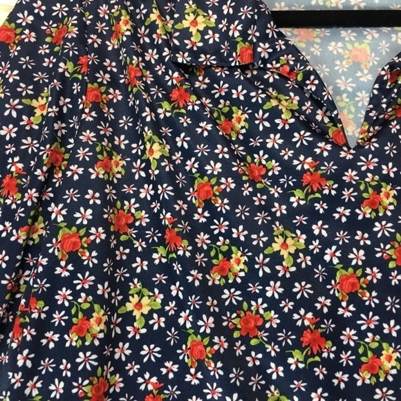 Blair Blouse - Picture 3 of 8